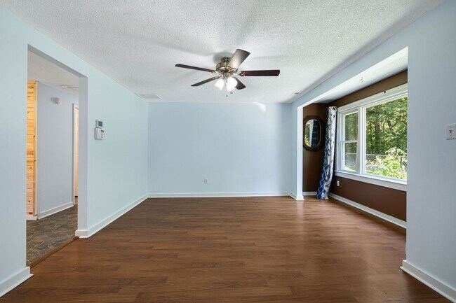 Building Photo - 513 Hiawassee Ave