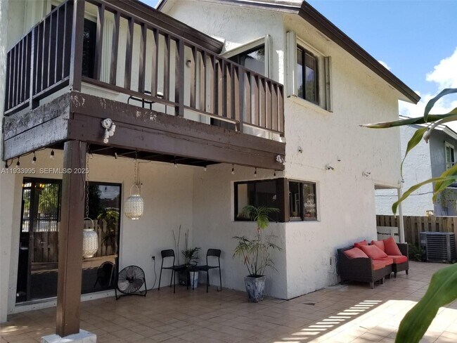 Building Photo - 9535 SW 148th Ave Cir E