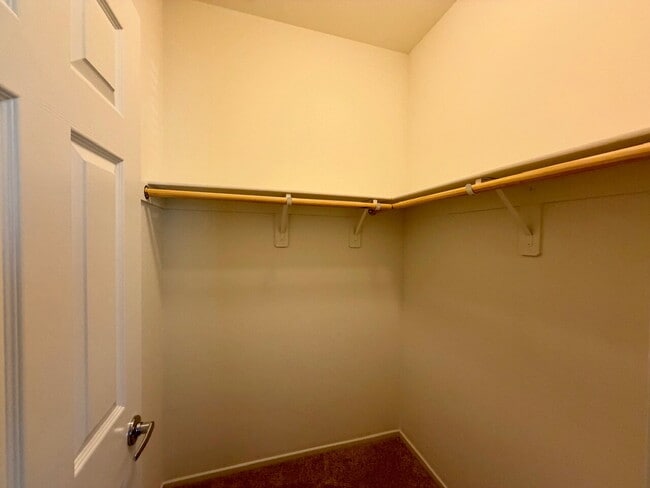 Building Photo - 3 BED 2.5 BATH 2 CAR GARAGE SINGLE FAMILY HOME W/ LOFT, BACKYARD & COMMUNITY POOL, SPA, PLAYGROUN...