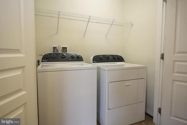Building Photo - 14782 Mason Creek Cir