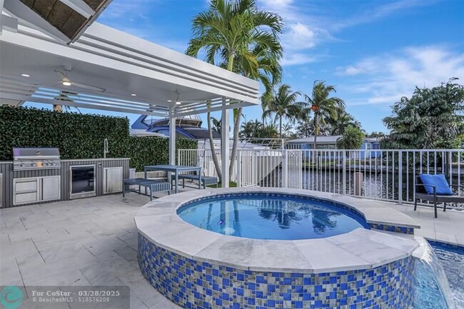 Building Photo - 1304 Mandarin Isle