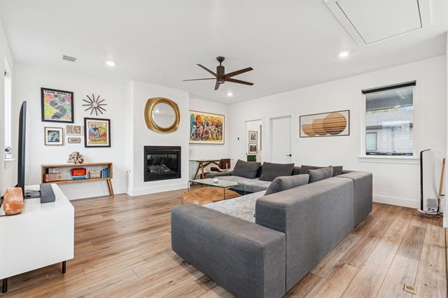 Building Photo - 1545 Cosette Dr