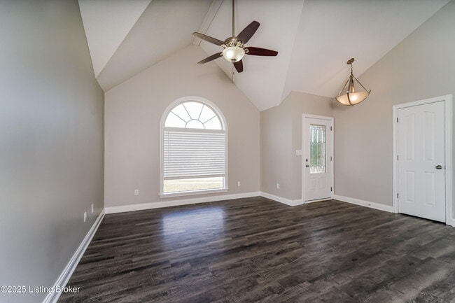 Building Photo - 10116 Greenfield Woods Cir