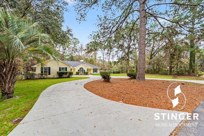 Building Photo - 76 Wade Hampton Dr