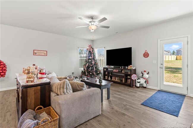 Building Photo - 518 Stadium Dr