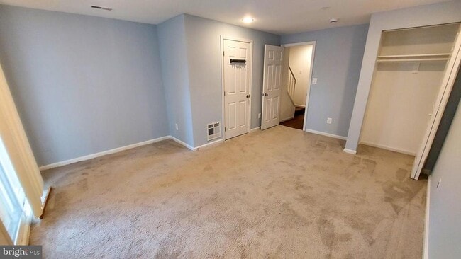 Building Photo - 8709 Ravenglass Way