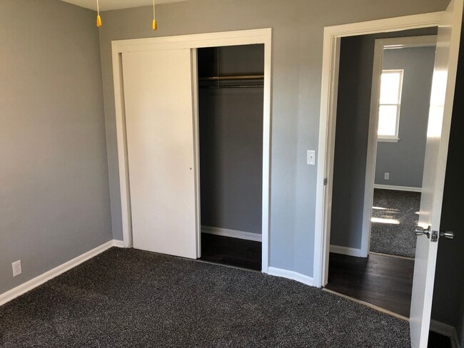 Building Photo - Newly Renovated House For Rent!