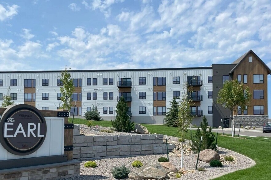 Building Photo - The Earl Apartments