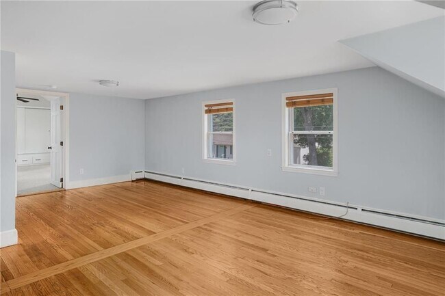 Building Photo - 5 Shippen Ave