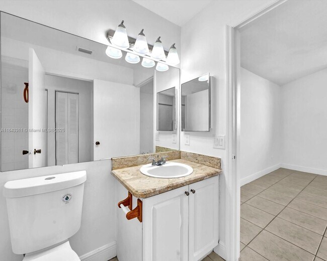 Building Photo - 15770 SW 106th Terrace