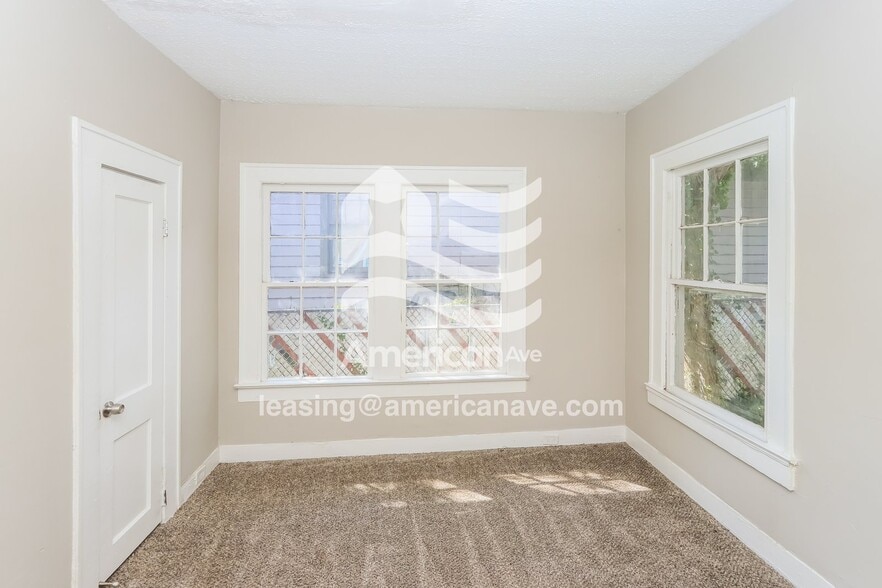 Building Photo - 1369 Winton Ave