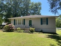 Building Photo - 108 S Rockview Dr