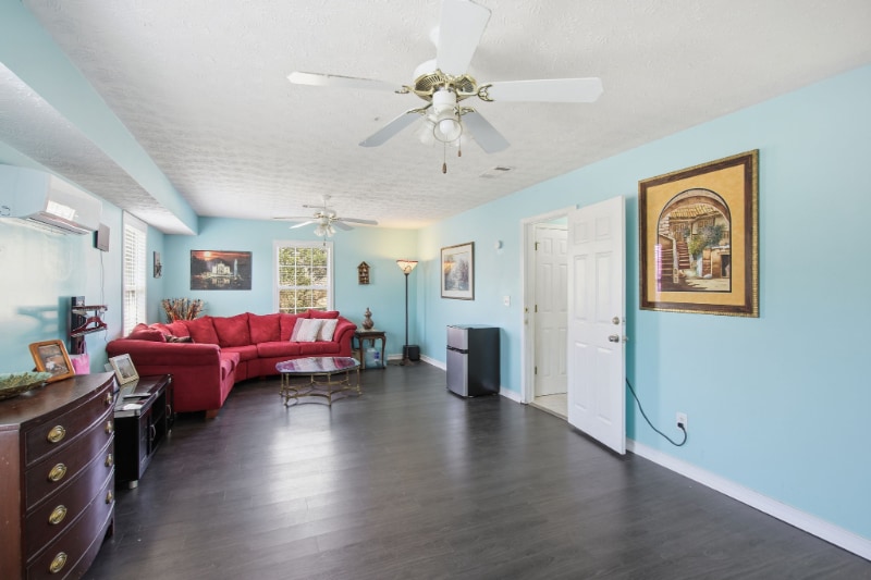 Building Photo - 3611 Lee Ann Dr