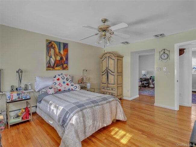 Building Photo - 6 Kenbar Rd