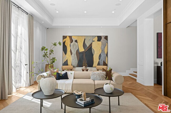 Building Photo - 616 N Alpine Dr