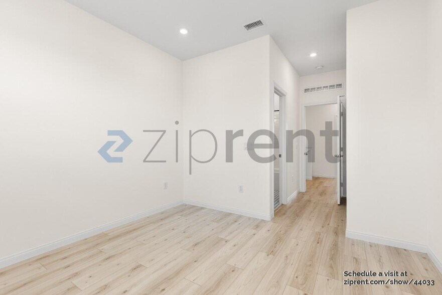 Building Photo - 1614 Fig Tree Wy