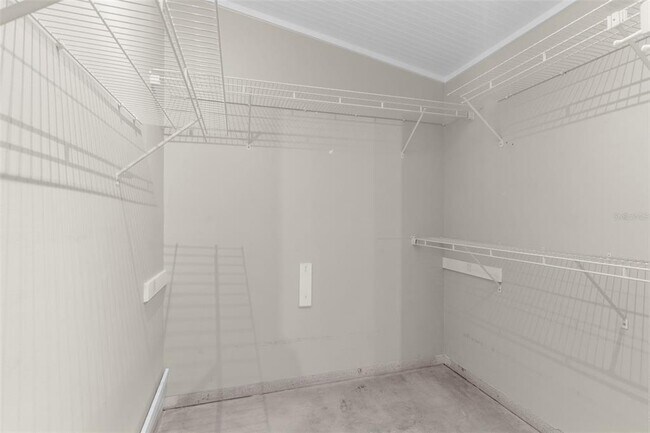 Building Photo - 4250 Marlowe Dr