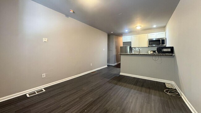 Building Photo - 6047 Delancey St