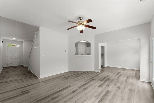 Building Photo - 124 Oakmont Dr