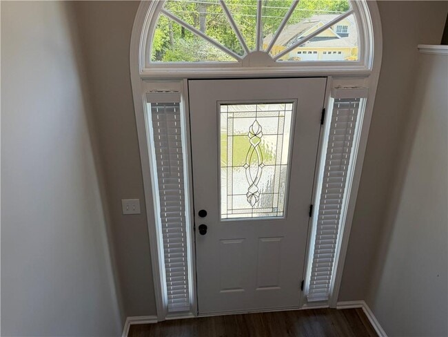 Building Photo - 934 Bay Ridge Dr