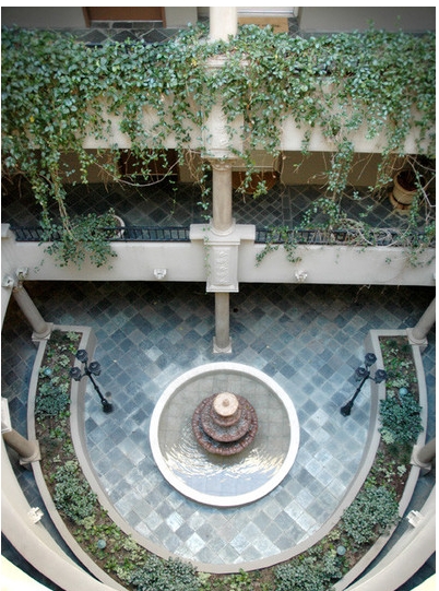 Courtyard - 540  544 North Rossmore Avenue