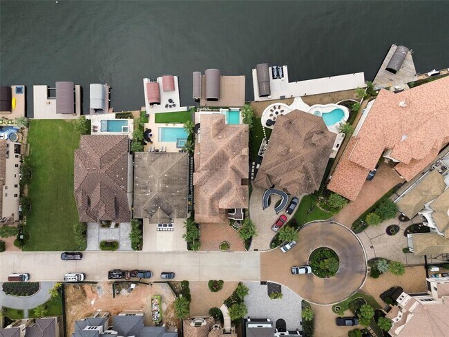 Building Photo - 12375 Tramonto Dr