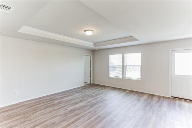 Building Photo - 16009 Wanderer Ln