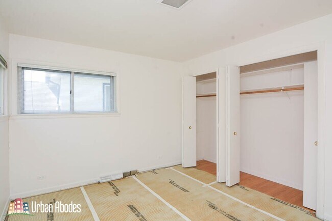 Building Photo - 8117 Central Ave