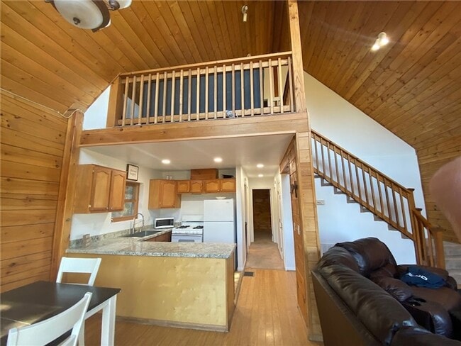 Building Photo - 1811 Zermatt Dr