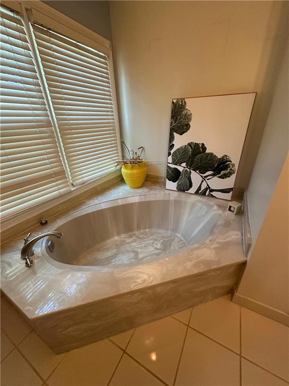 Building Photo - 2312 Defoors Ferry Rd NW