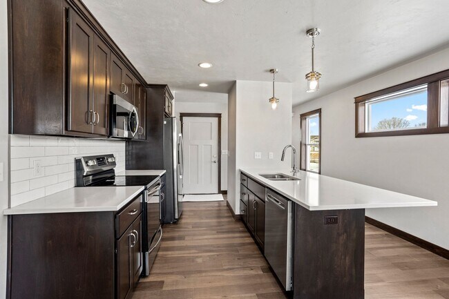Primary Photo - 4826 N Marlo Wy