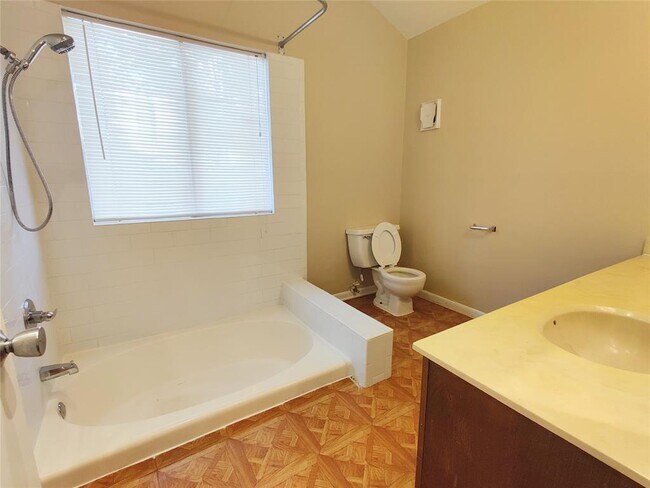 Building Photo - 5346 Randon Rd