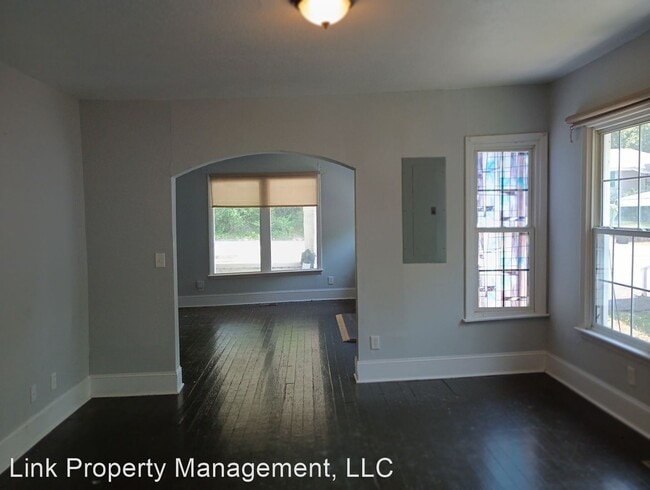 Building Photo - 5 br, 2 bath House - 1207 N Chamberlain Ave
