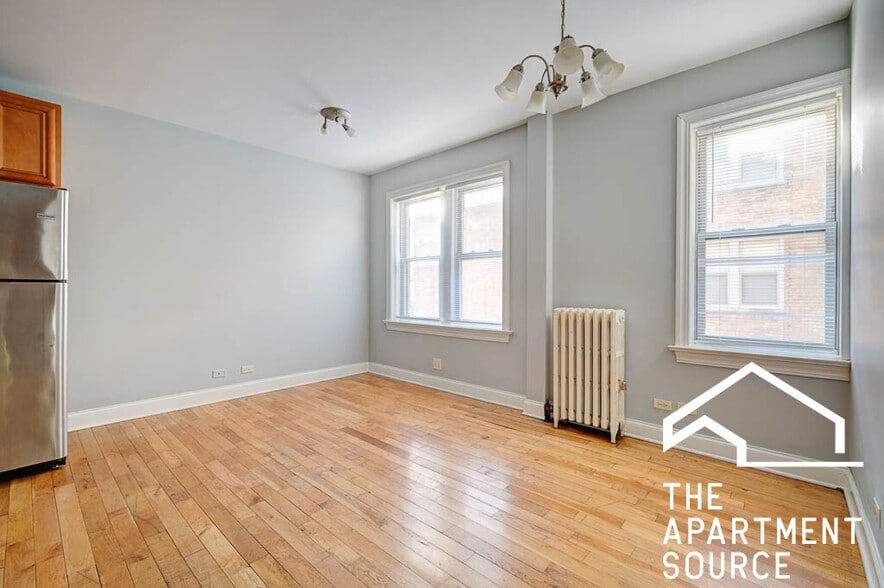 Building Photo - 4542 W George St