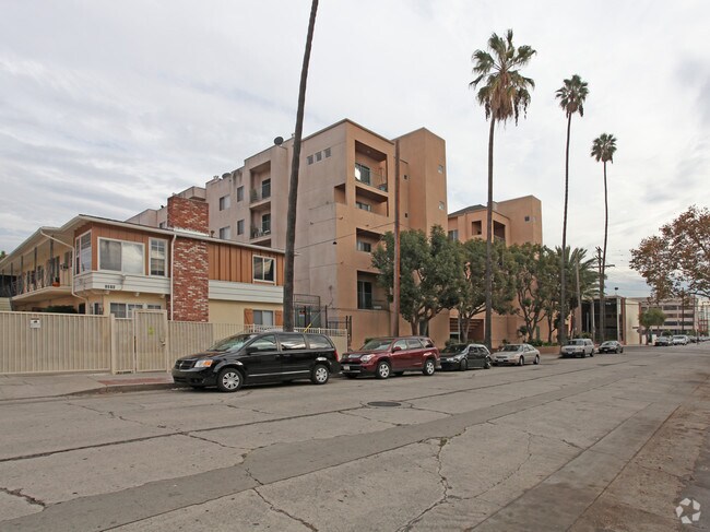Building Photo - La Ventana Apartments