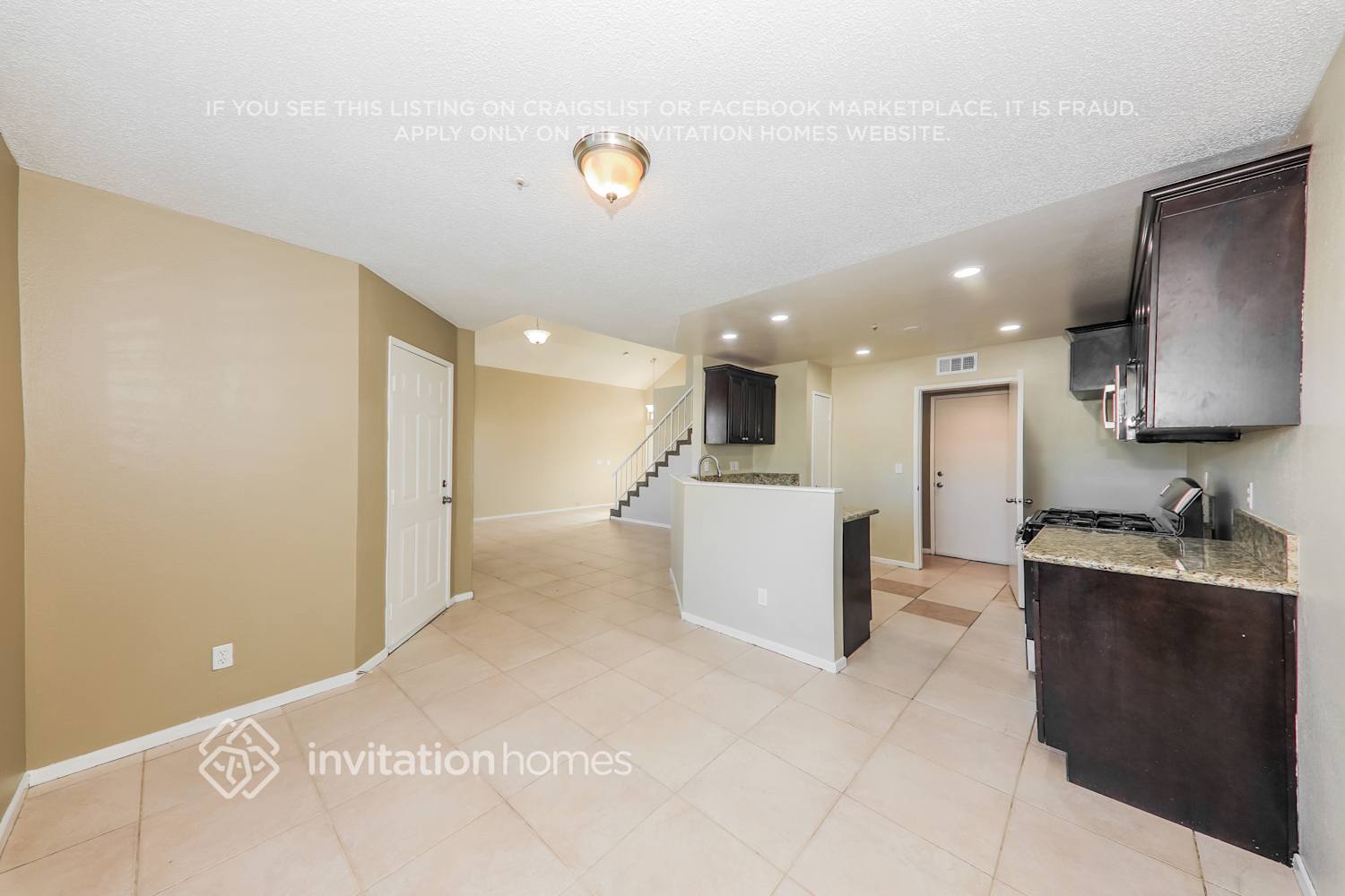 Building Photo - 14566 Southwood Dr