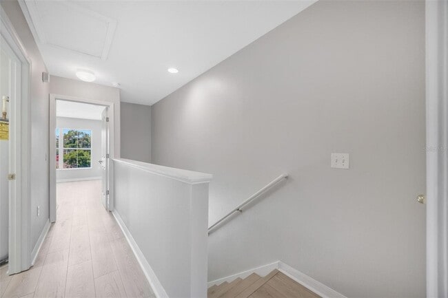 Building Photo - 6831 Dartmouth Hill St