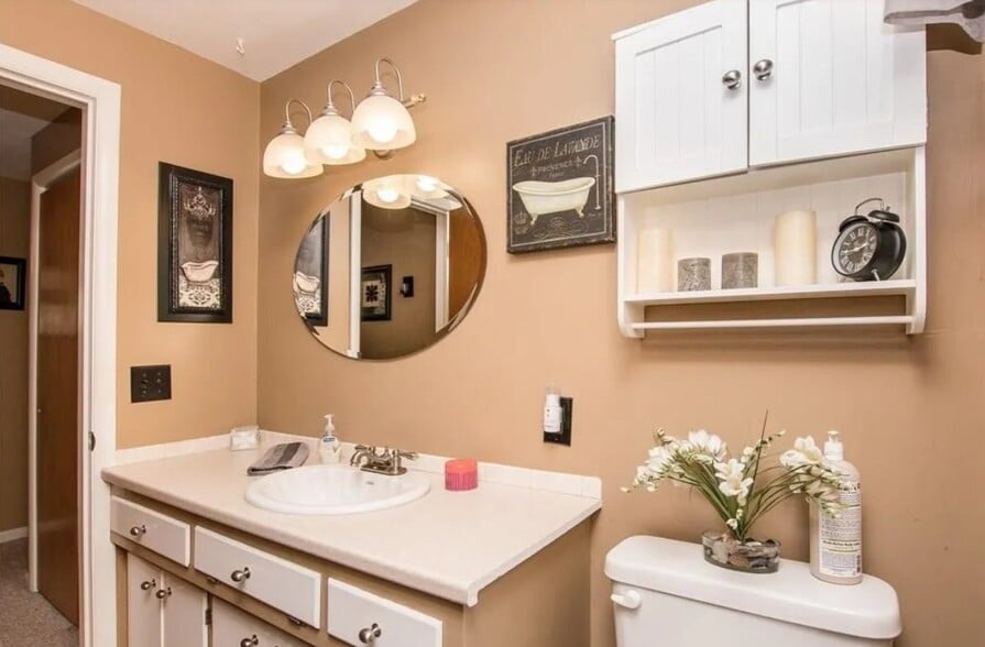 Building Photo - 1251 Weiland Rd