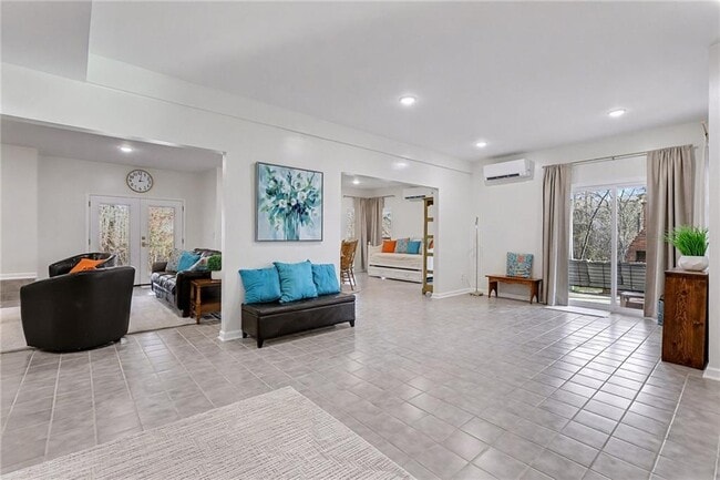 Building Photo - 241 Nacoochee Dr