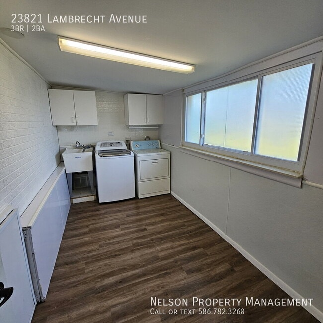 Building Photo - 23821 Lambrecht Ave