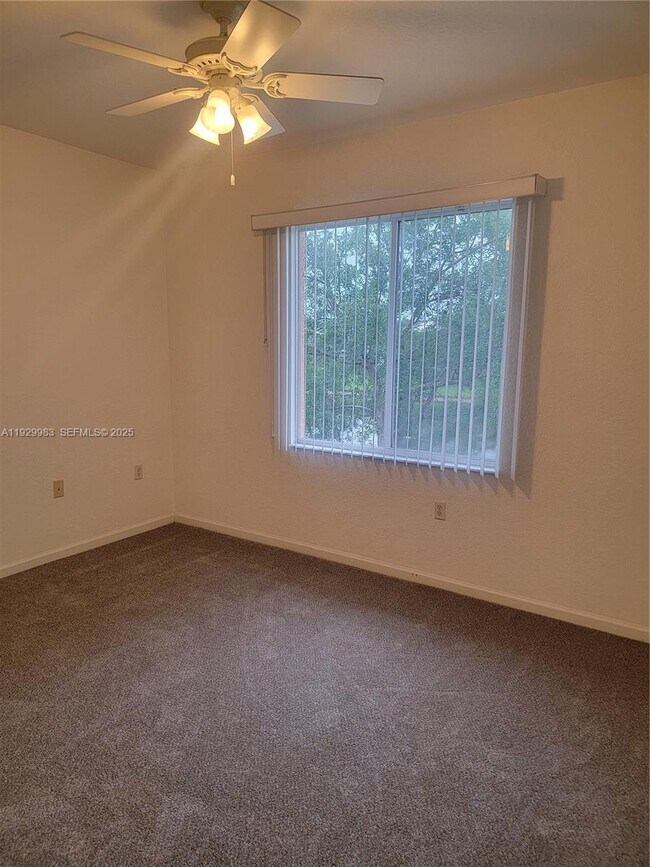 Building Photo - 2513 Stockbridge Square SW