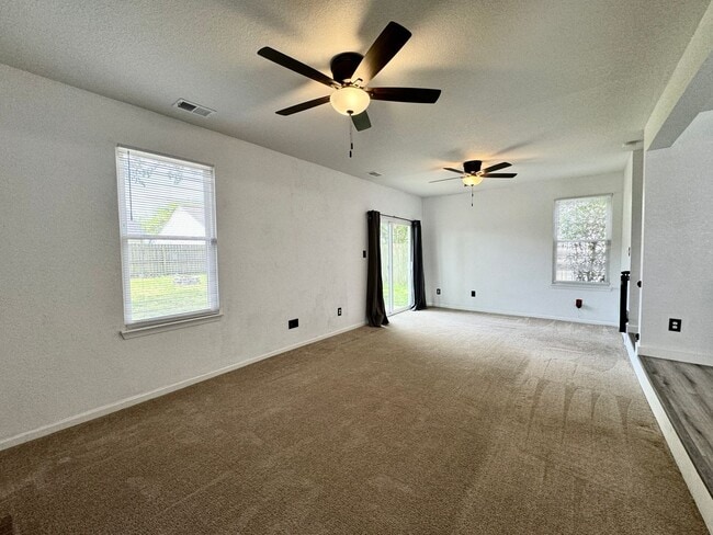 Building Photo - Available 05-07-26! Charming Home With A Wrap-Around Porch! Pet Friendly - Fenced Yard - Excellen...