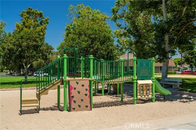 Building Photo - 23 Alderwood
