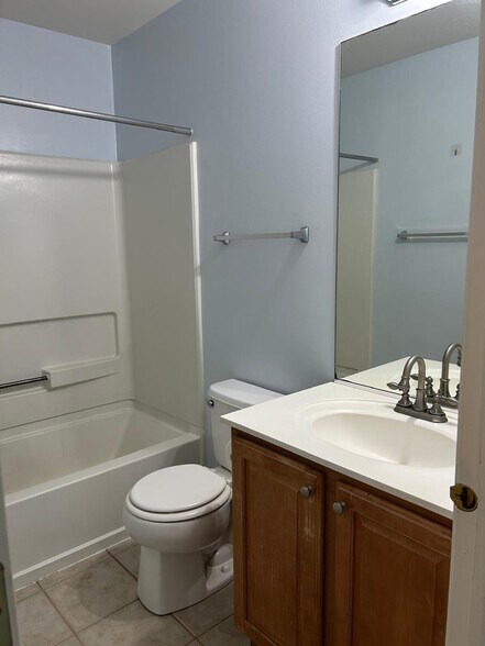 Building Photo - 506 Conservatory Ln