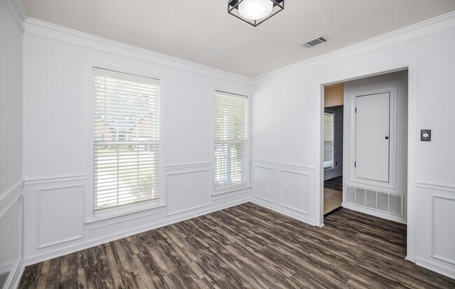 Building Photo - 162 Moss Creek Dr