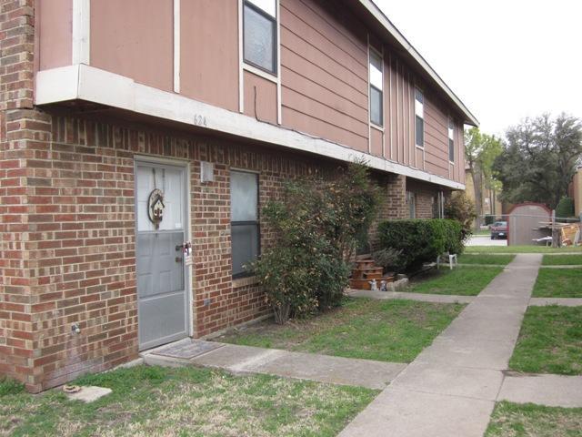 Building Photo - 626 WOLFTRAP DR.