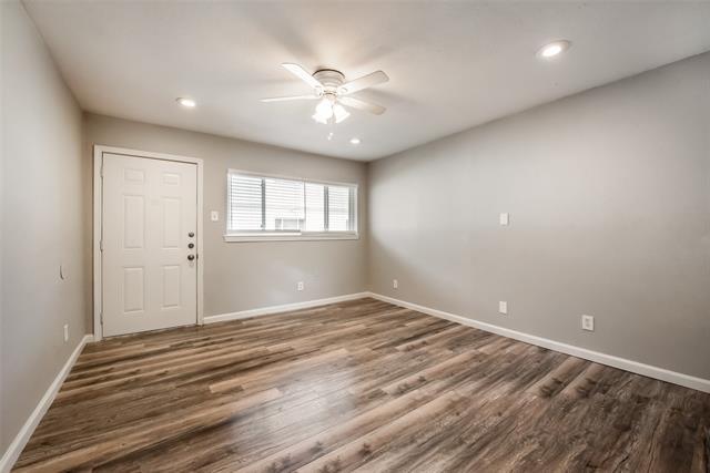 Building Photo - 4722 Reiger Ave