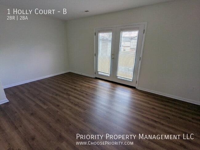 Building Photo - 1 Holly Ct