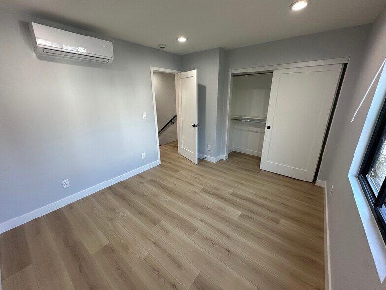 Building Photo - 826 Rose Ave