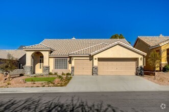 Building Photo - Upgraded Single Story in Henderson!